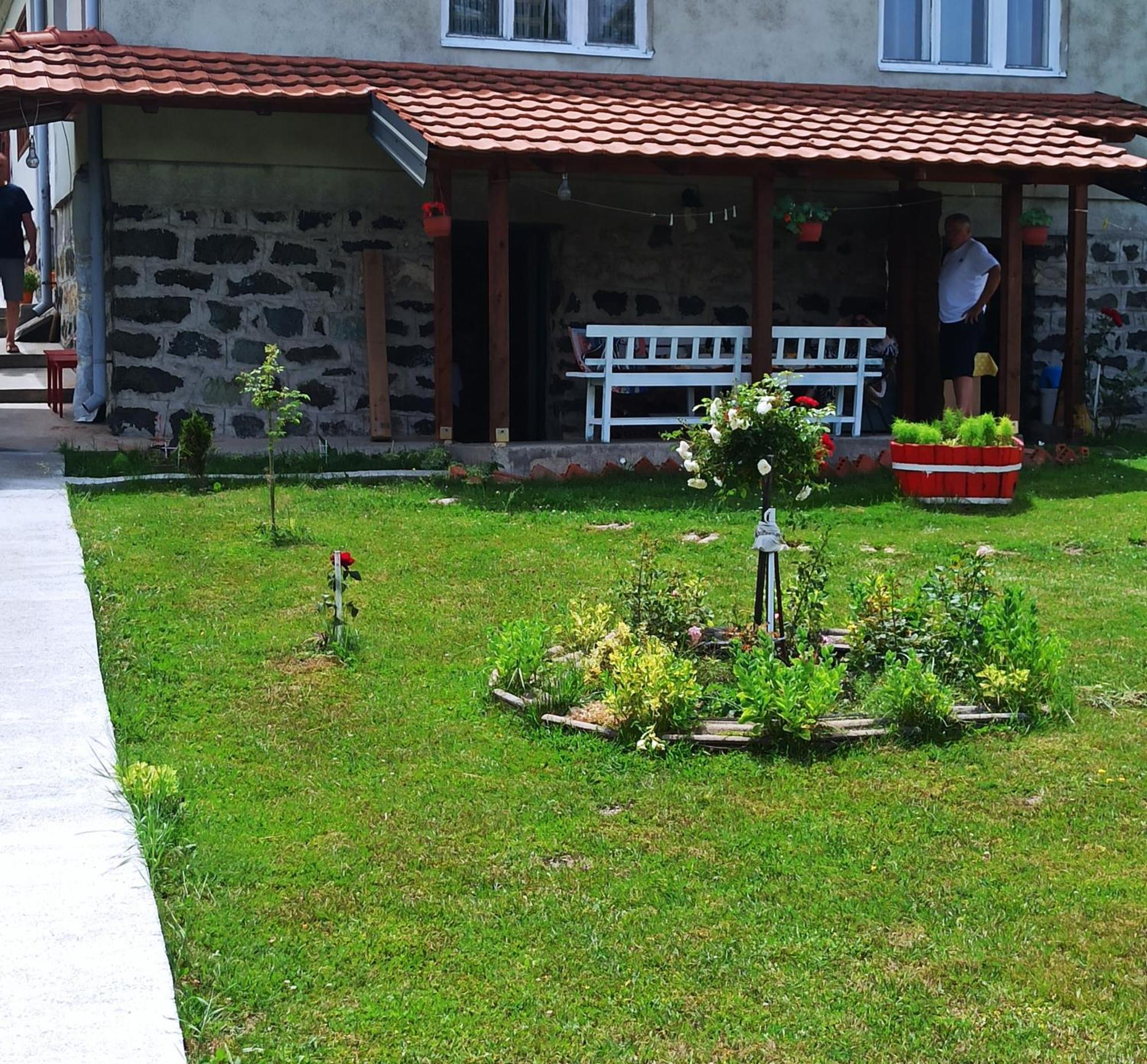 Ferienwohnung Despot s haus Kremna Exterior foto