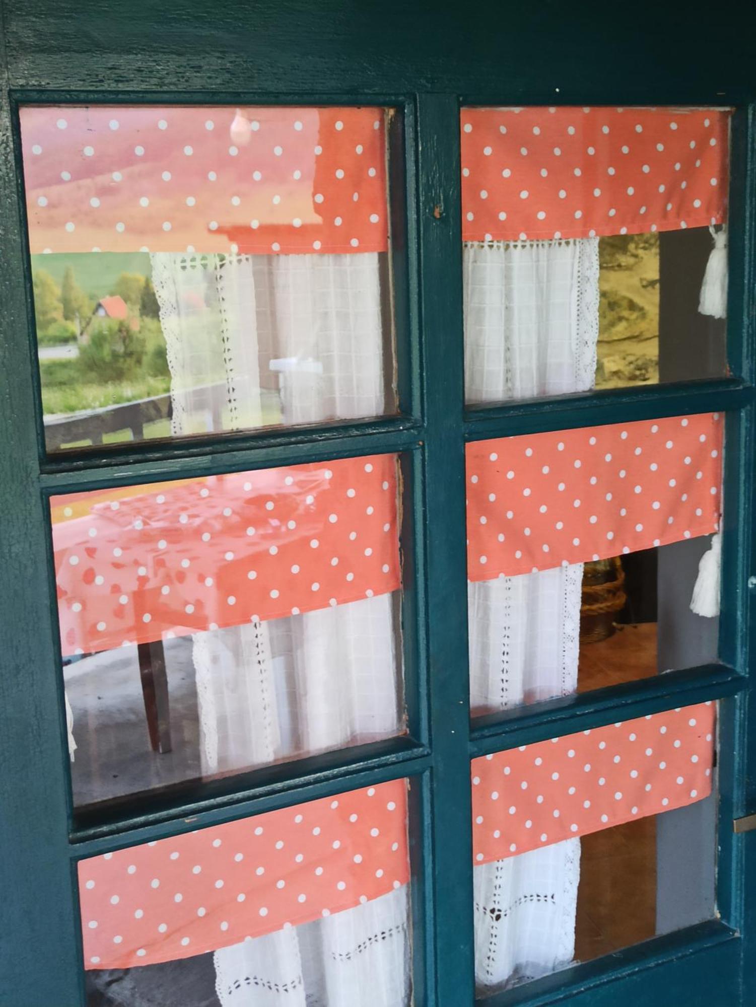 Ferienwohnung Despot s haus Kremna Exterior foto
